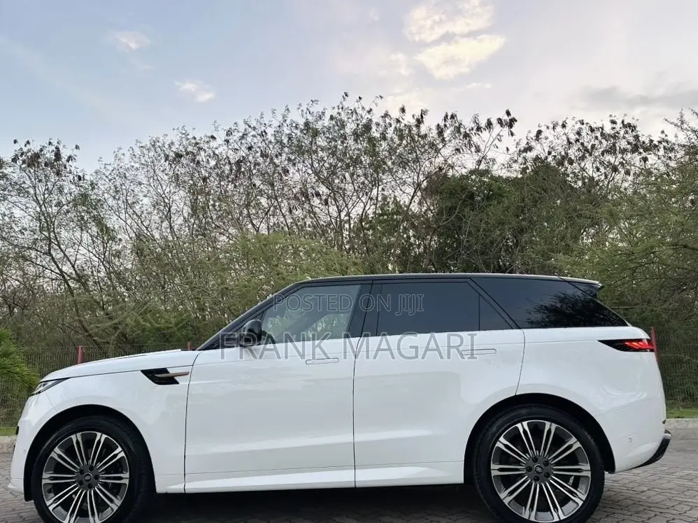 Land Rover Range Rover Sport 2023 White