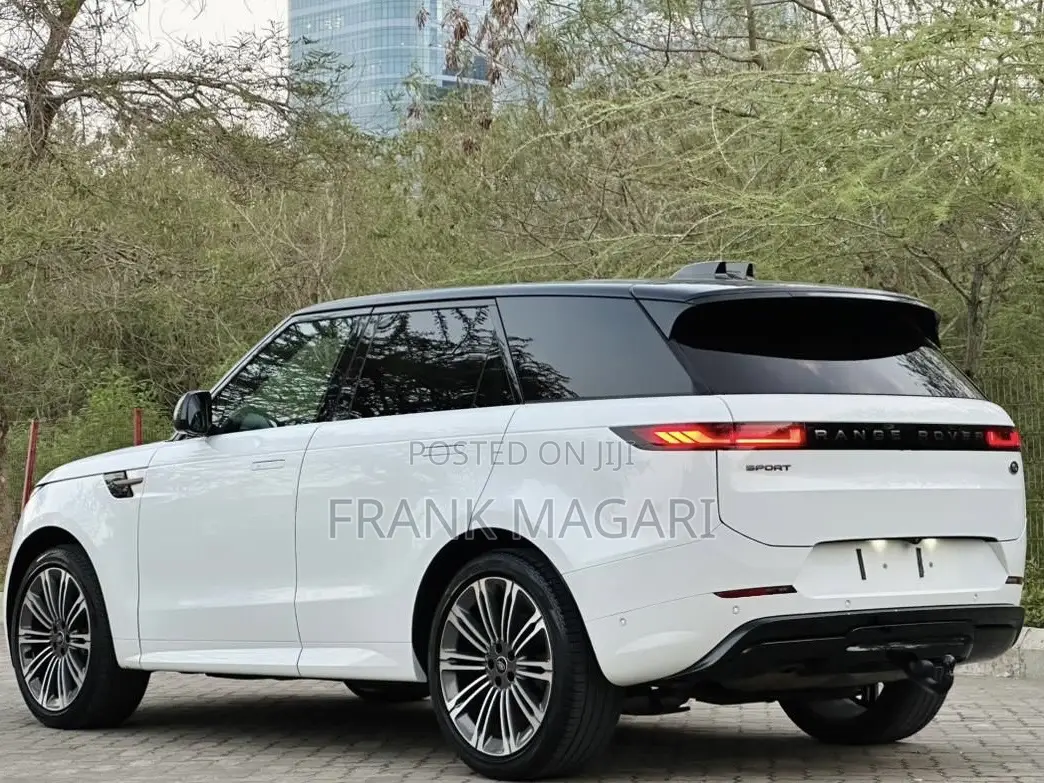 Land Rover Range Rover Sport 2023 White