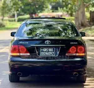 Toyota Crown 2004 Matt Black