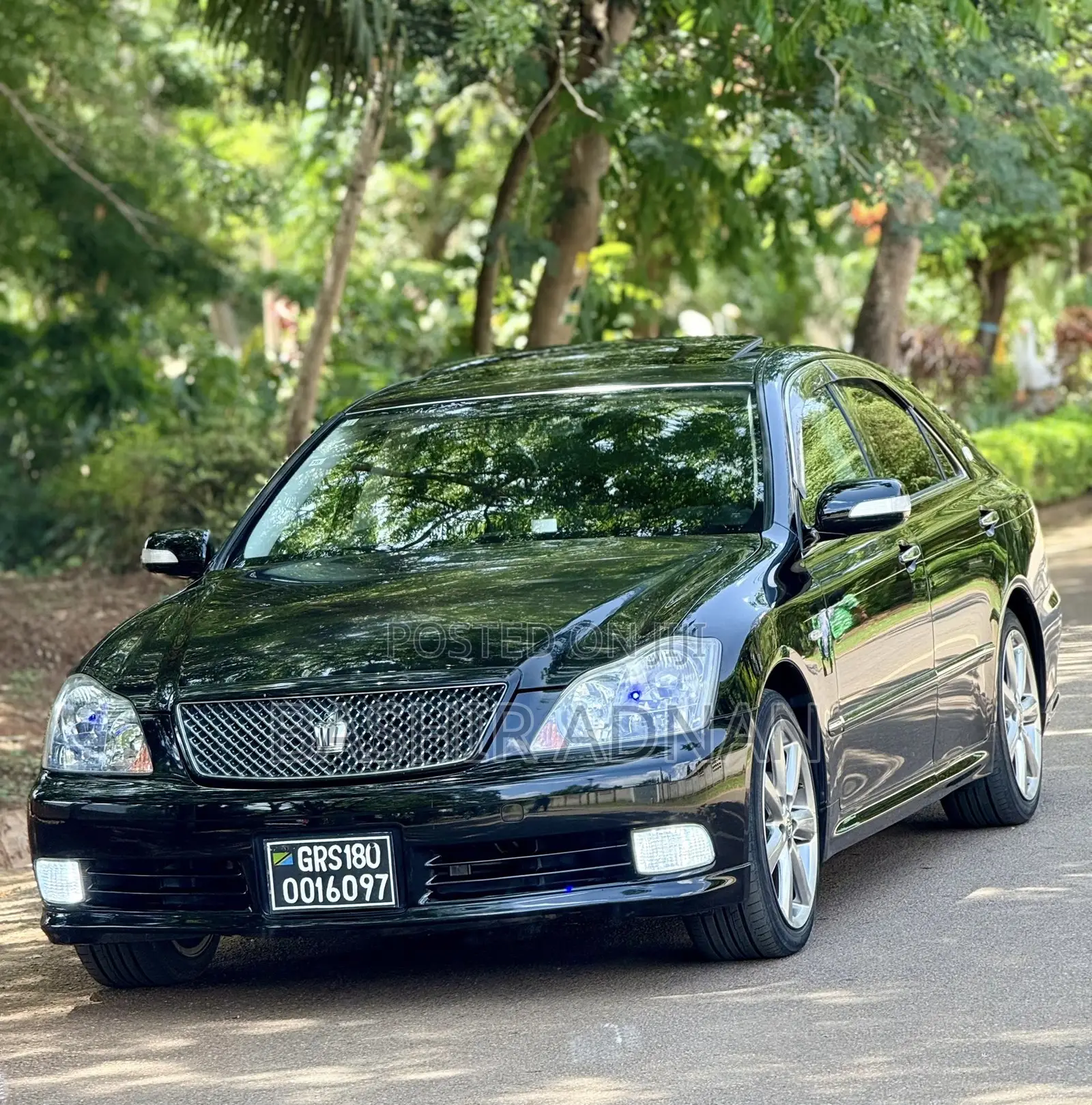 Toyota Crown 2004 Matt Black