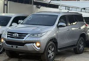 Toyota Fortuner 2017 Gray