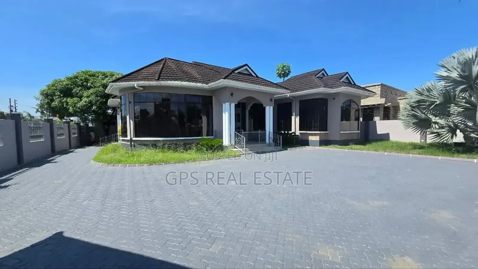 3bdrm House in Mbezi Beach Moga, Kinondoni for sale