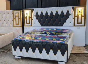Black and White Bedsofa