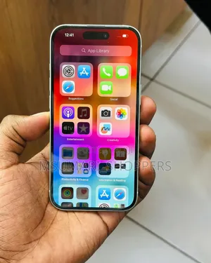 Apple iPhone 15 128 GB Green