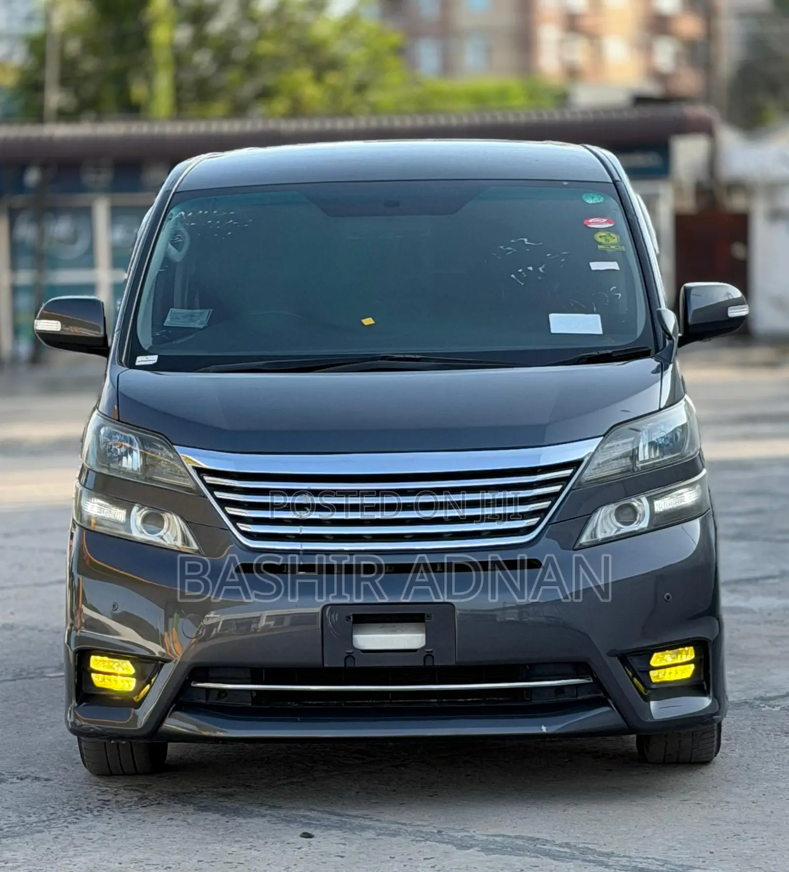 Toyota Vellfire 2009 Gray