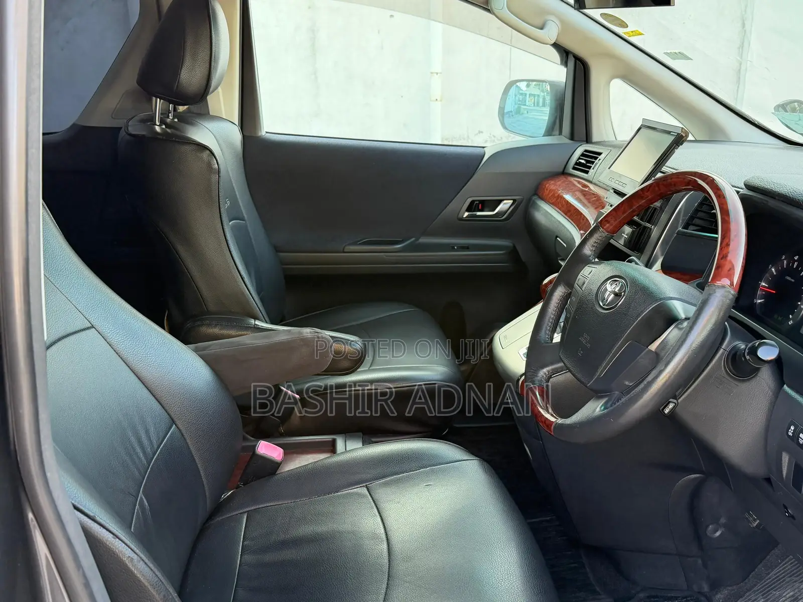 Toyota Vellfire 2009 Gray