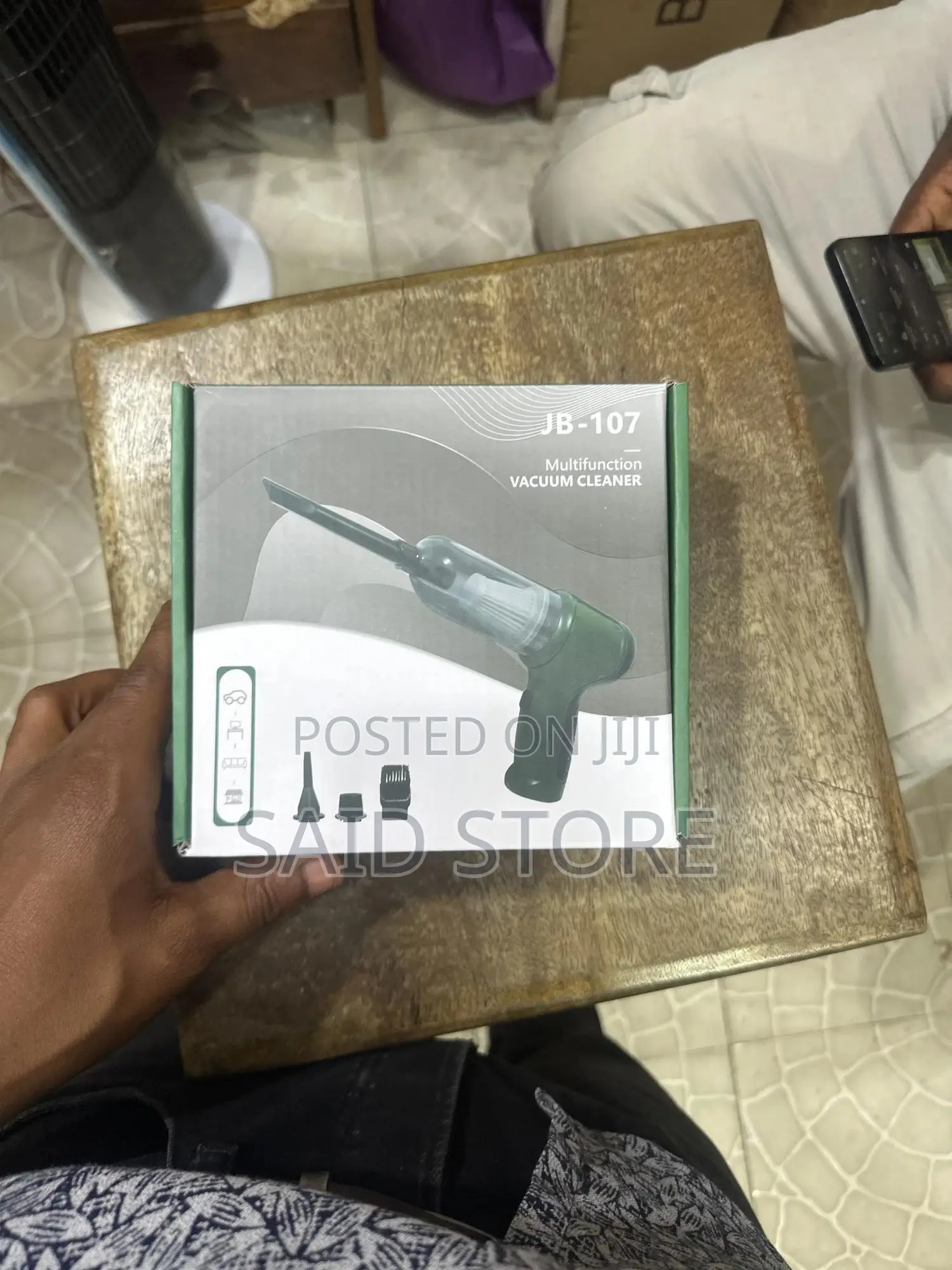 Handheld Cordless Vacuum Cleaner