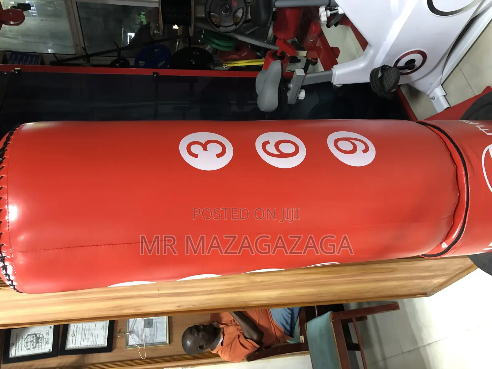 Punch Bag Kubwa