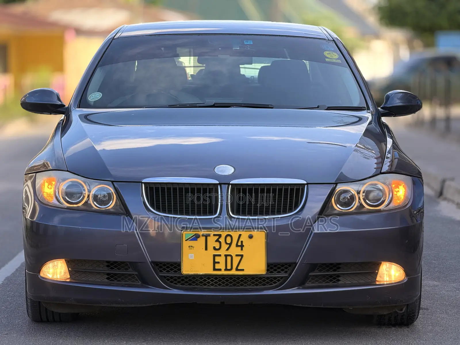 BMW 3 Series 320i RWD 2008 Gray