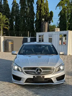 Mercedes-Benz GLA-Class 2014 Silver