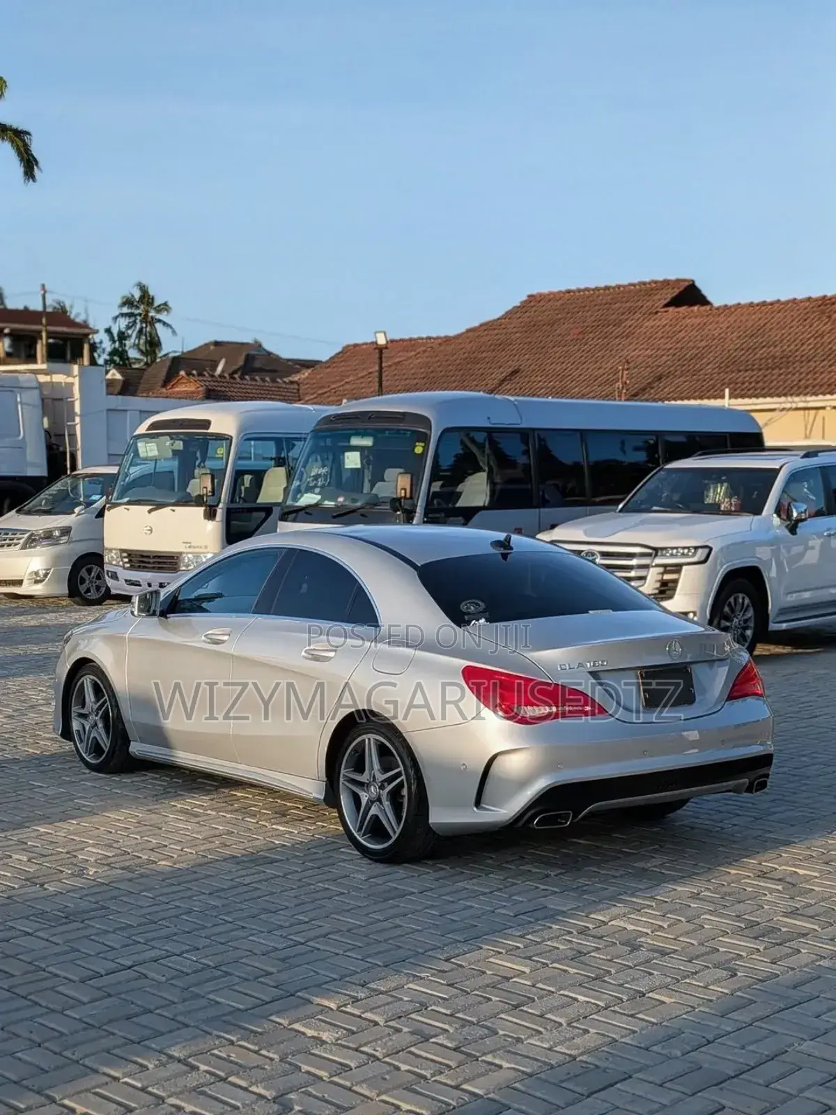 Mercedes-Benz GLA-Class 2014 Silver