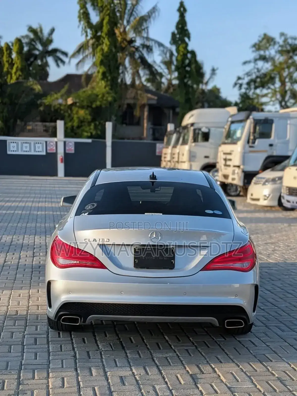 Mercedes-Benz GLA-Class 2014 Silver