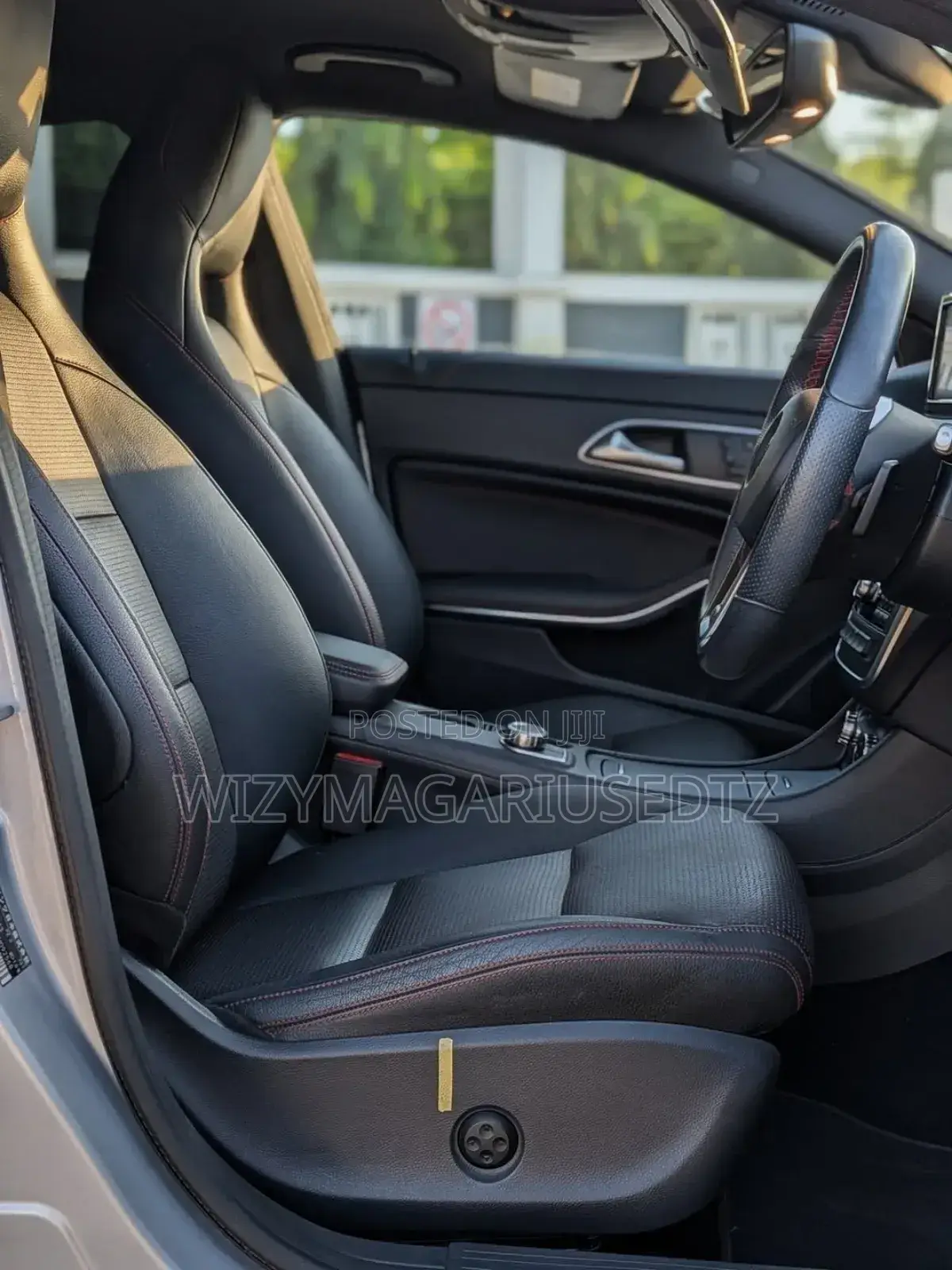 Mercedes-Benz GLA-Class 2014 Silver