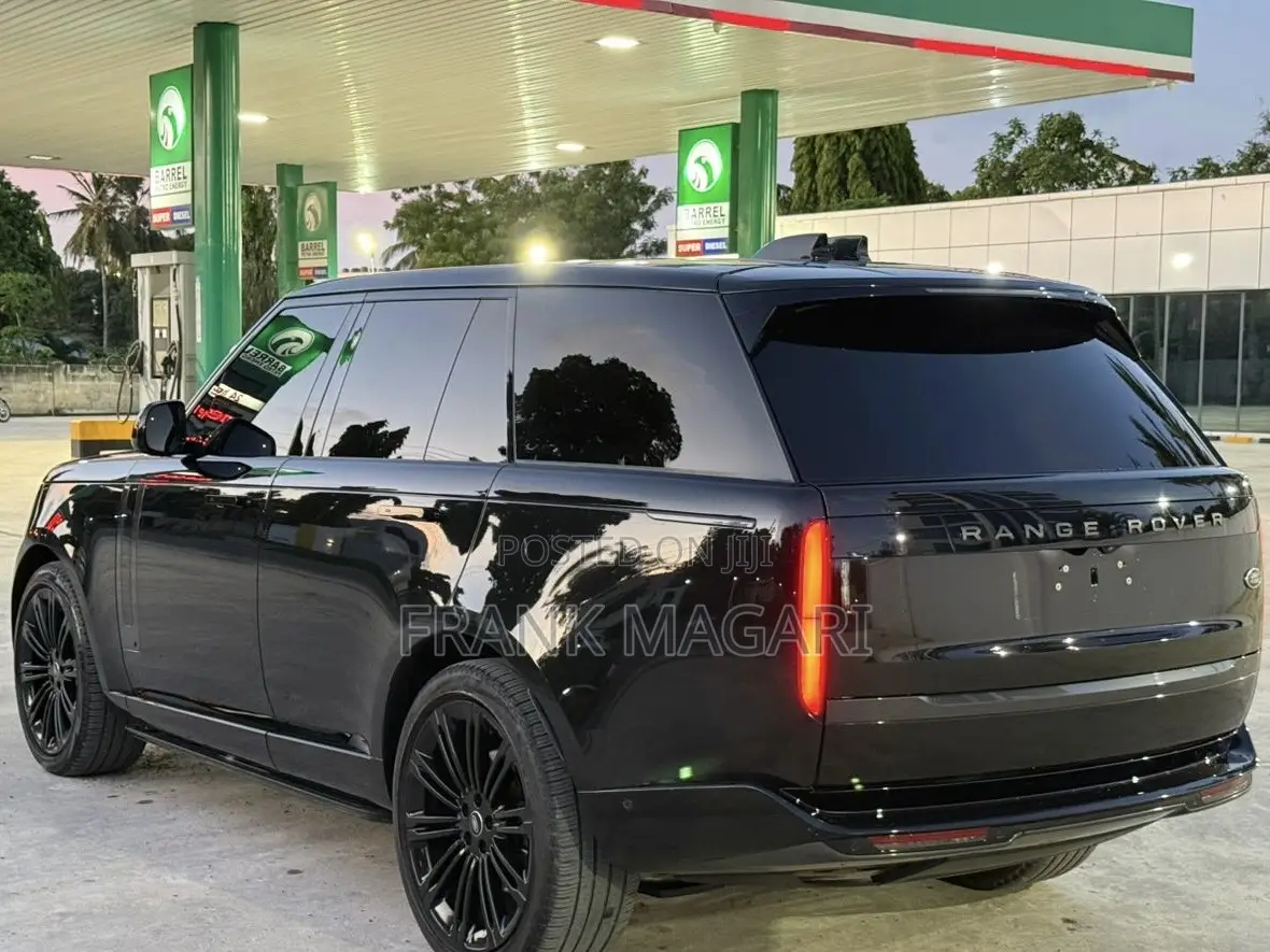 Land Rover Range Rover Vogue 2024 Black