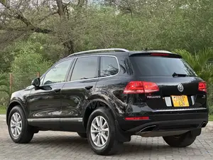 Volkswagen Touareg 2013 Black