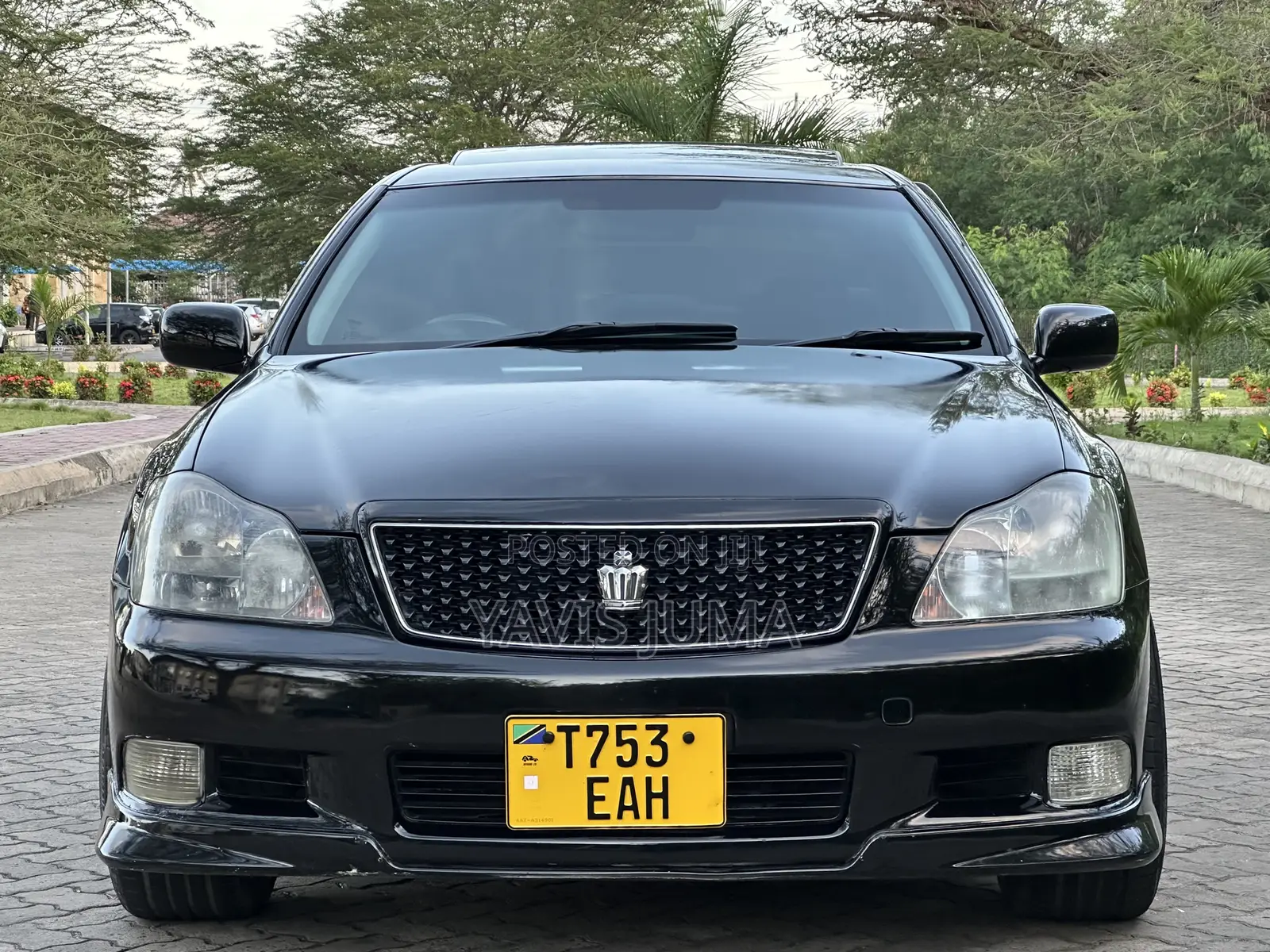 Toyota Crown 2006 Black