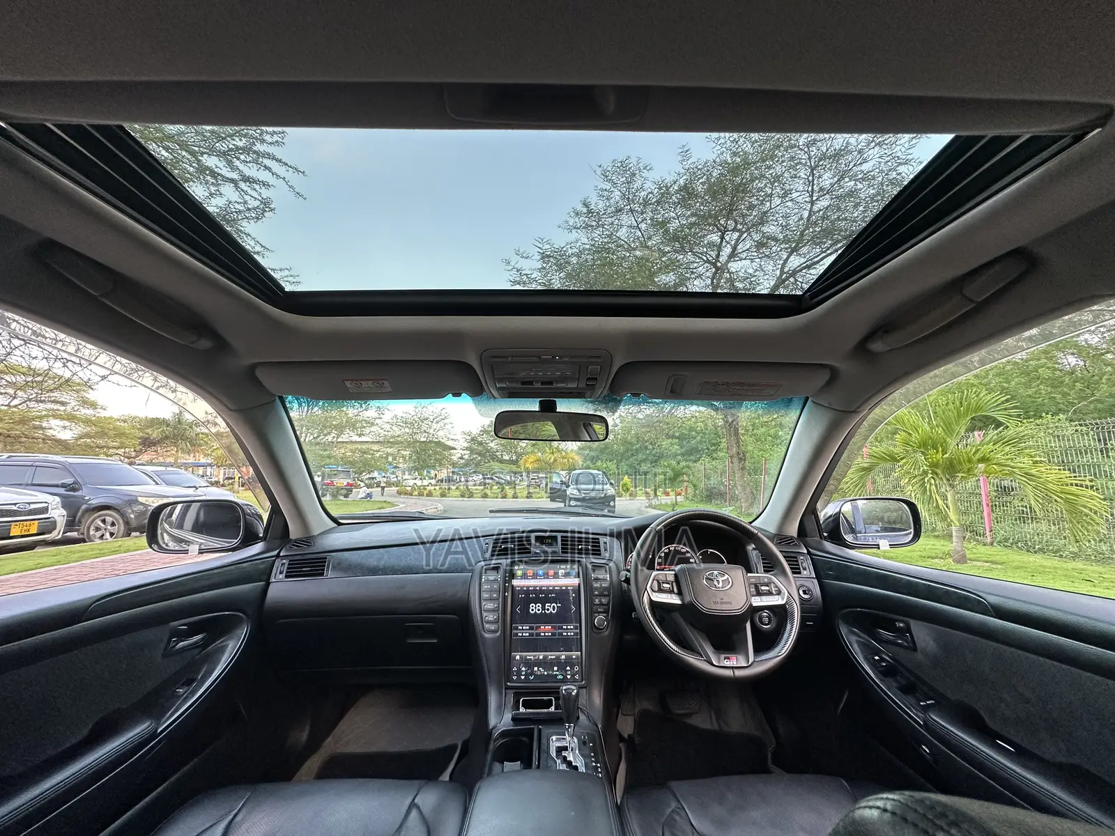 Toyota Crown 2006 Black