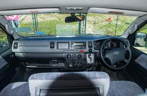 Toyota HiAce 2007 White