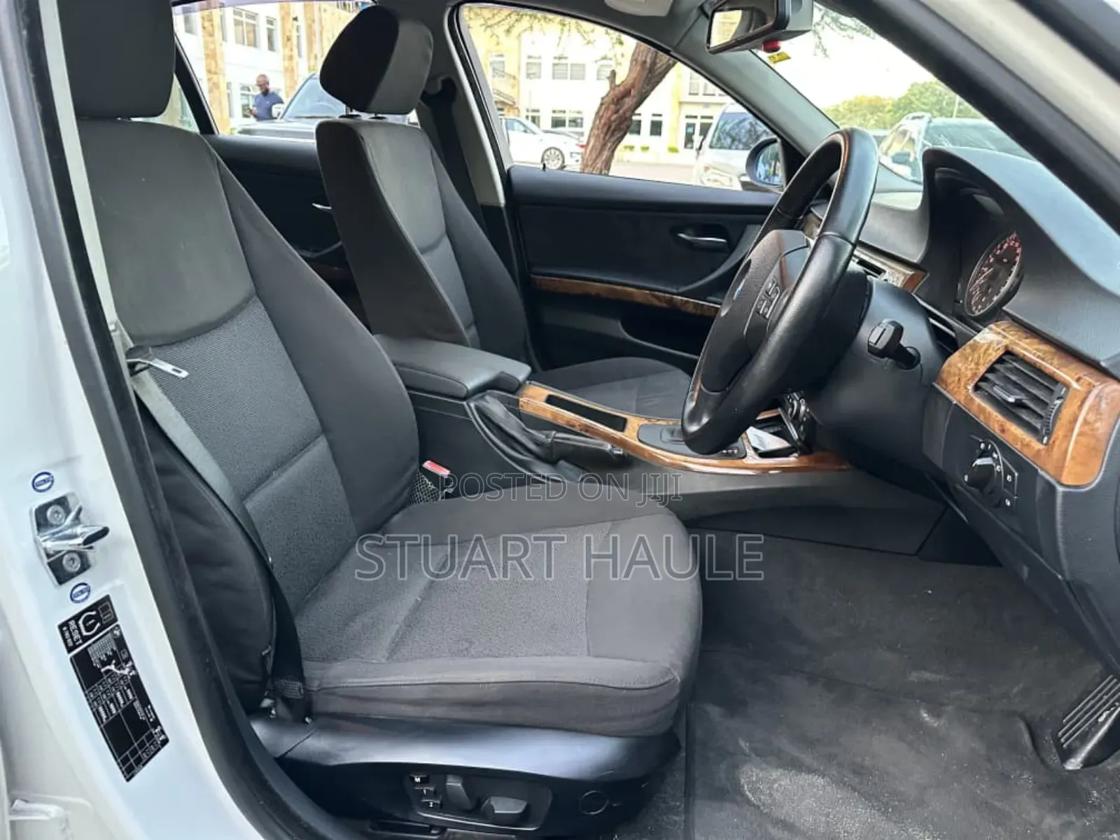 BMW 3 Series 320i RWD 2008 White
