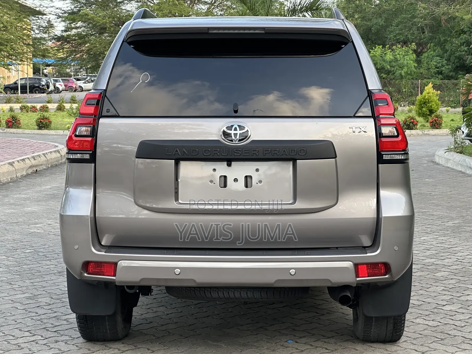 Toyota Land Cruiser Prado 2023