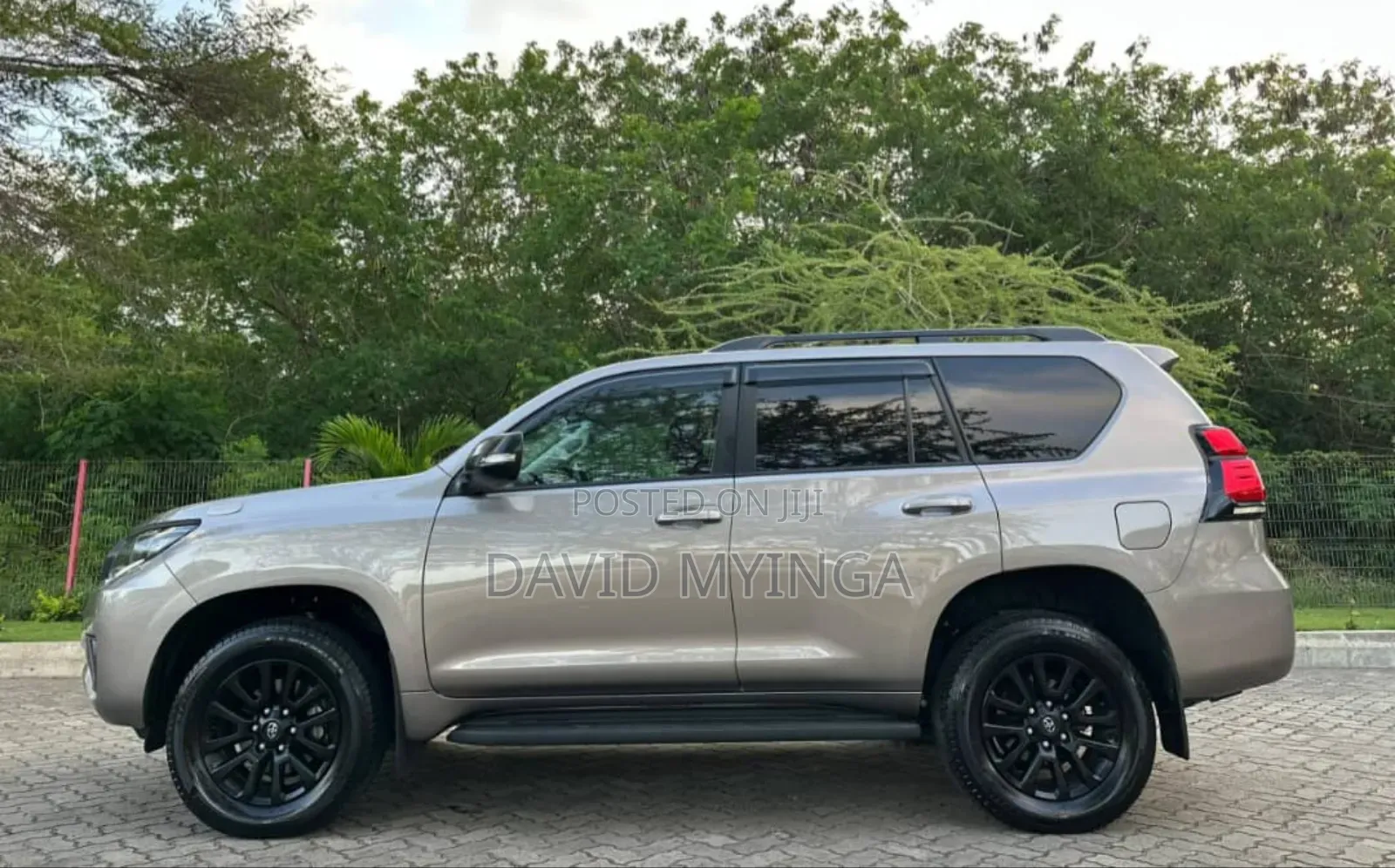 New Toyota Land Cruiser Prado 2024 Gray