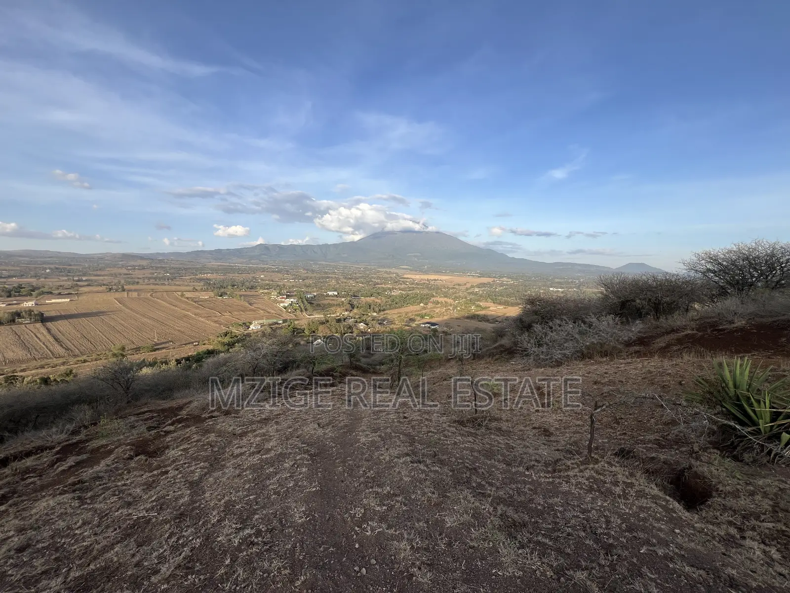 Opportunity: 5-Acre View Plot in Ngaramtoni for Sale.