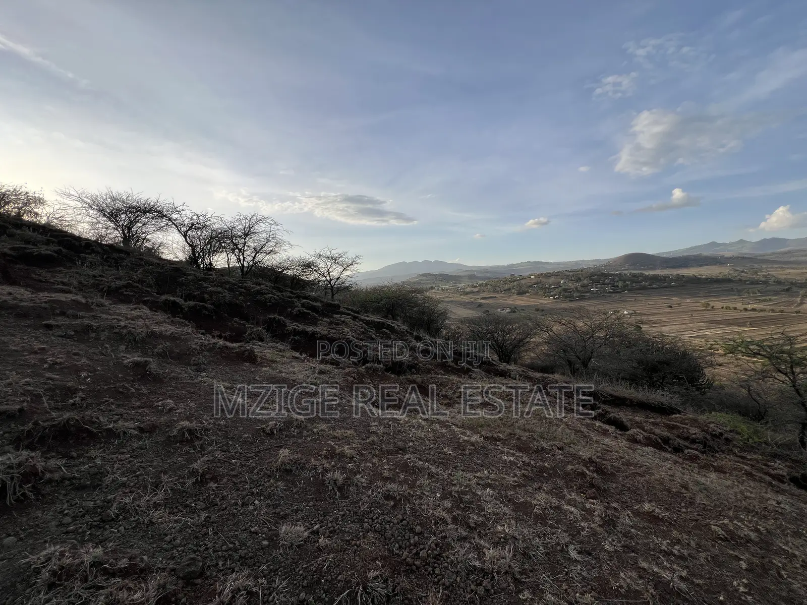 Opportunity: 5-Acre View Plot in Ngaramtoni for Sale.