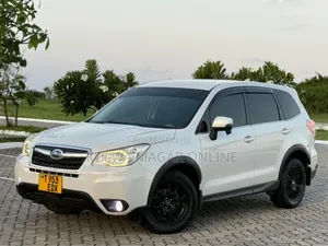 Subaru Forester 2013 White