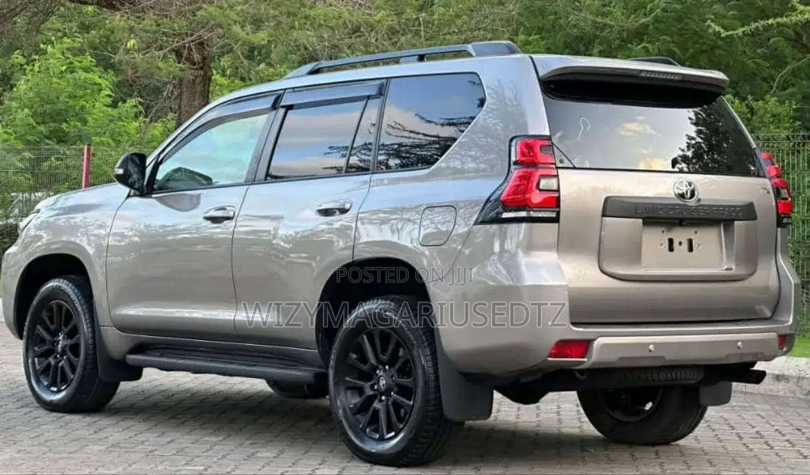 Toyota Land Cruiser Prado 2.7 2023 Brown