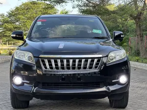 Toyota Vanguard 2010 Black