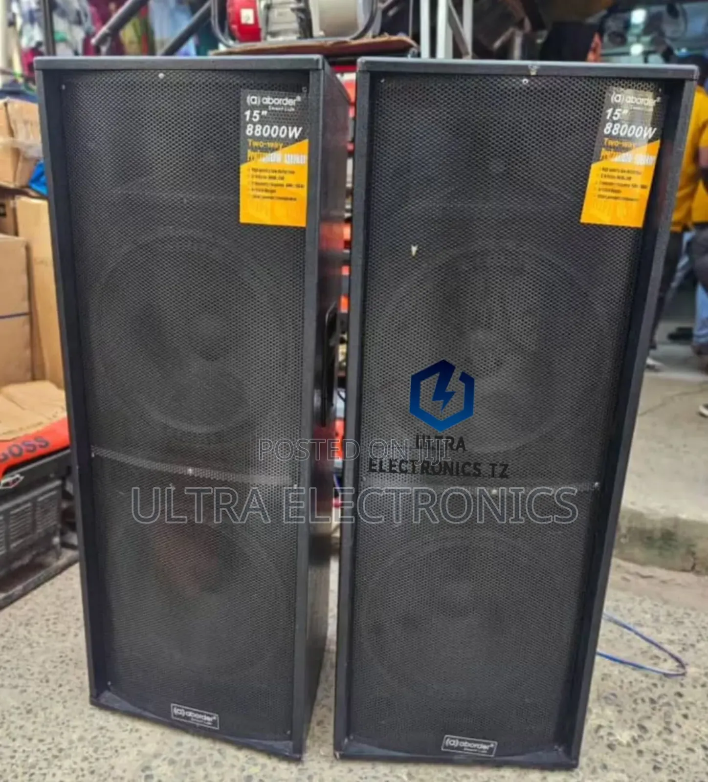 Aborder Powerful Two Way Profesional Speaker Wireles Mic 88000w 15inch