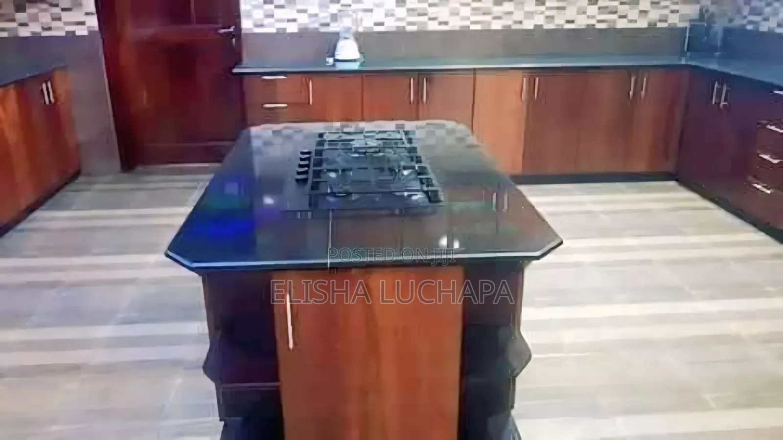 5bdrm Villa in Bakhresa Street, Kigamboni for sale