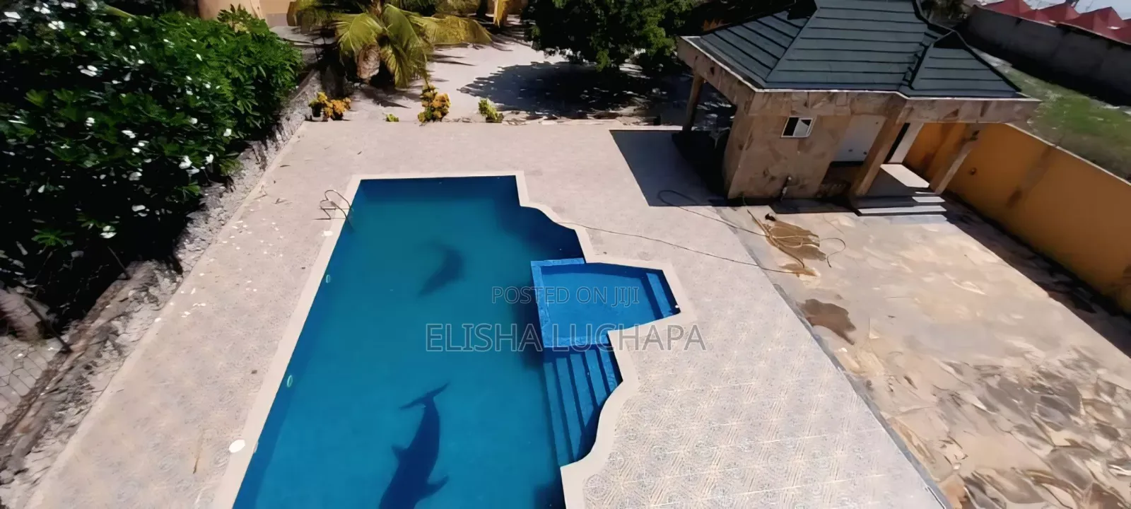 5bdrm Villa in Bakhresa Street, Kigamboni for sale