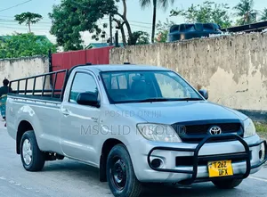 Toyota Hilux 2009 Silver