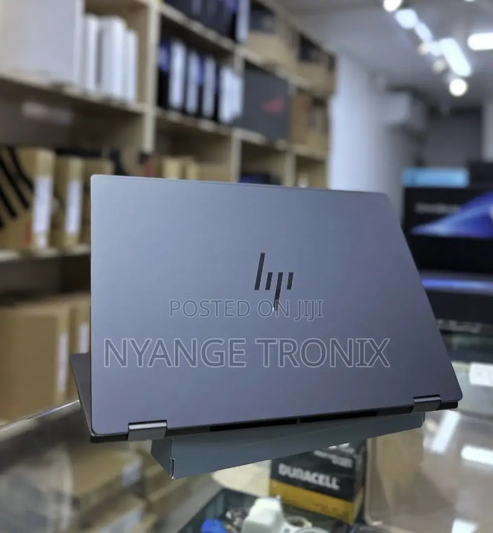 New Laptop HP OmniBook X Flip 14" 16GB Intel Core Ultra 7 SSD 1T