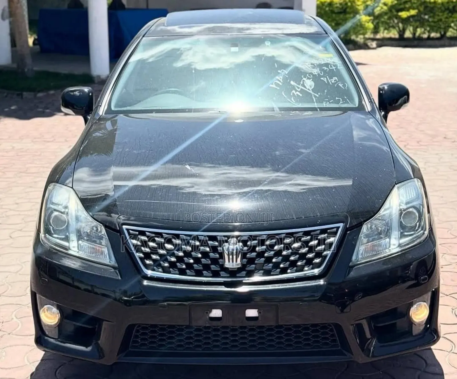 Toyota Crown 2010 Black