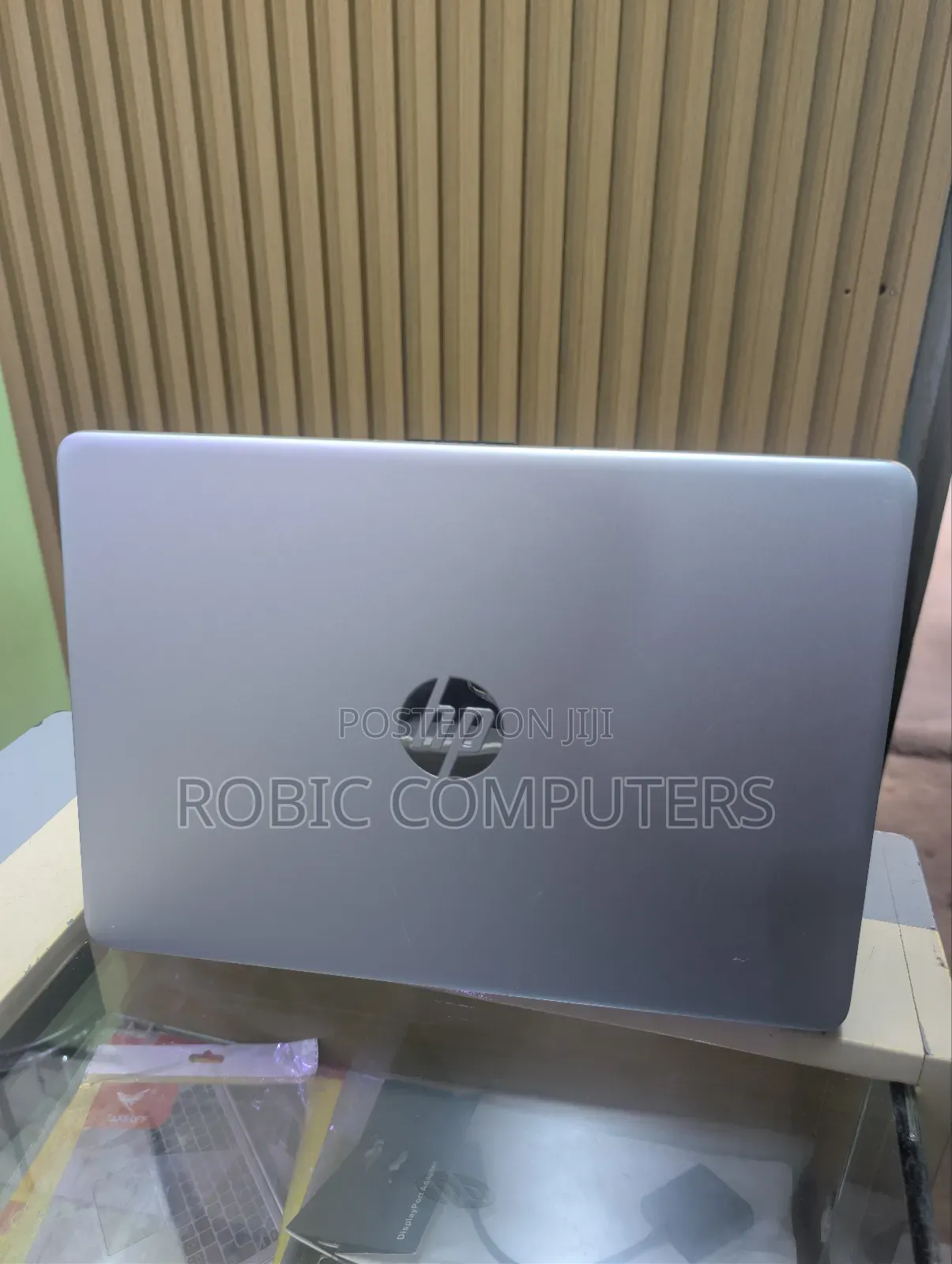 Laptop HP 14-Ep0063 1GB Intel Core I5 SSD 256GB