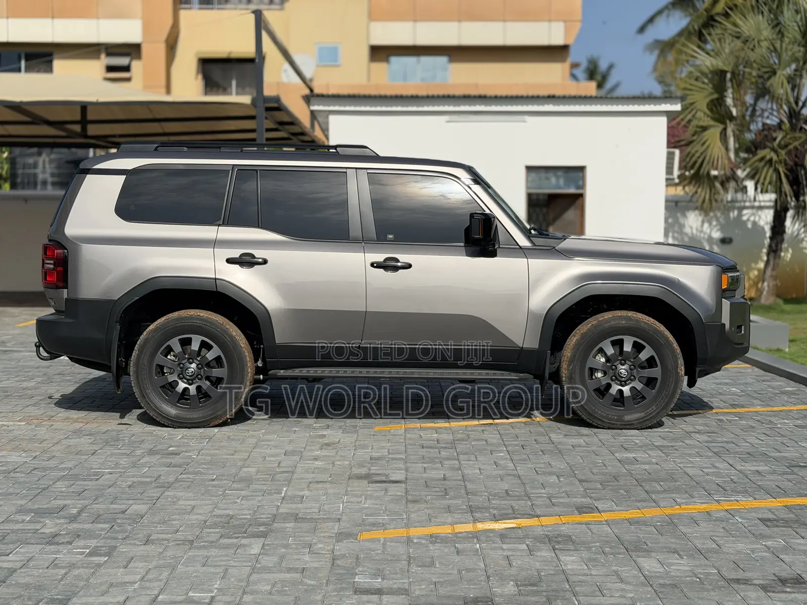 Toyota Land Cruiser Prado 2.8 2024 Brown