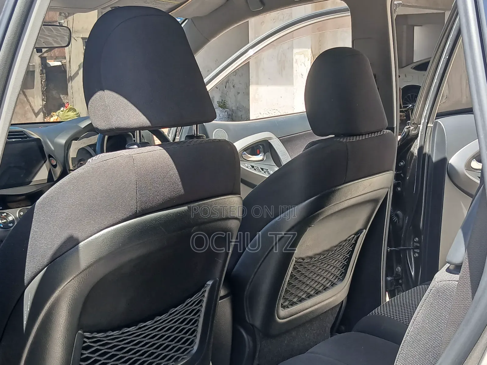 Toyota RAV4 2011 Gray