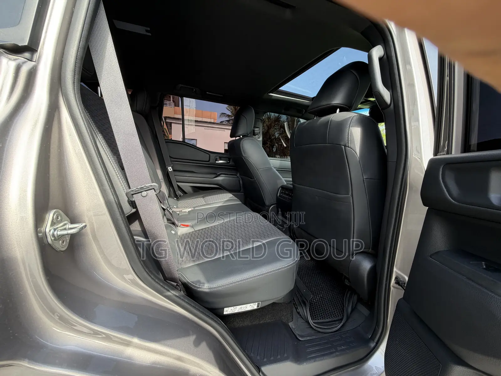 Toyota Land Cruiser Prado 2.8 2024 Brown