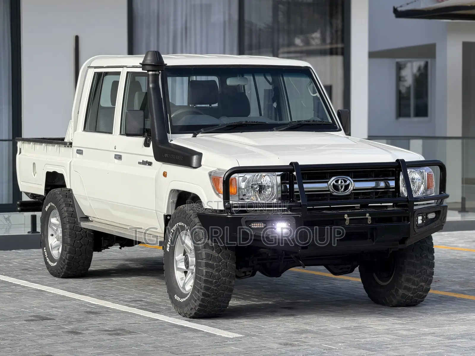Toyota Land Cruiser 79 Series 2024 White