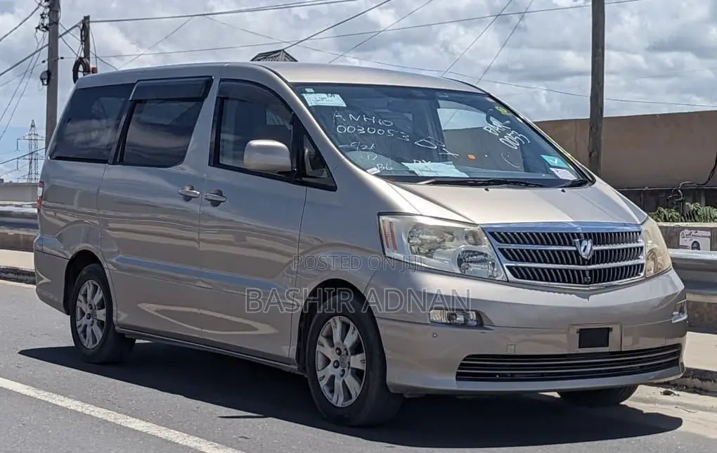 Toyota Alphard 2.4 Petrol FWD 2003 Gold