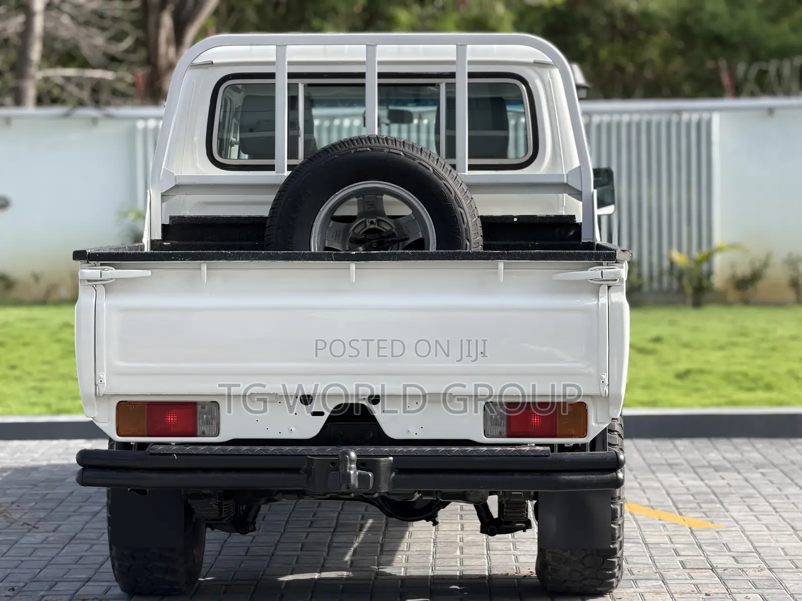 Toyota Land Cruiser 79 Series 2024 White