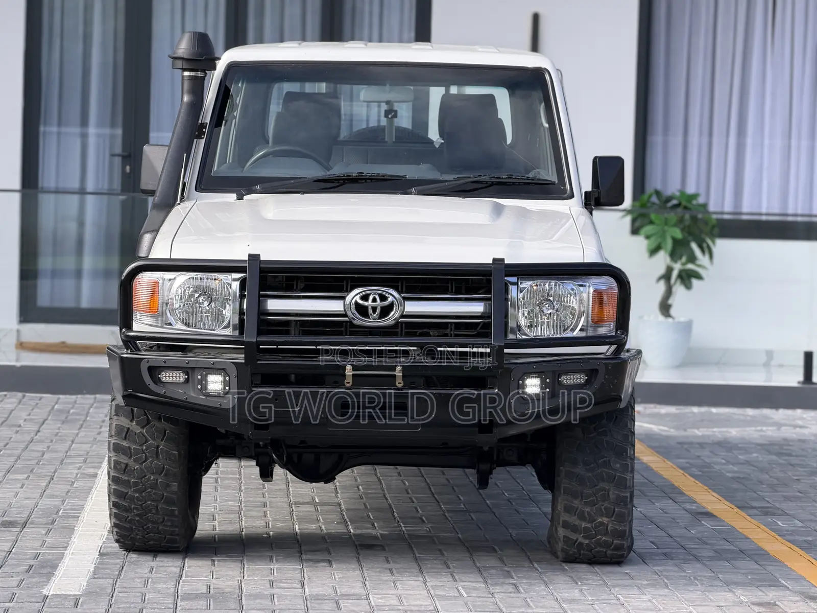 Toyota Land Cruiser 79 Series 2024 White