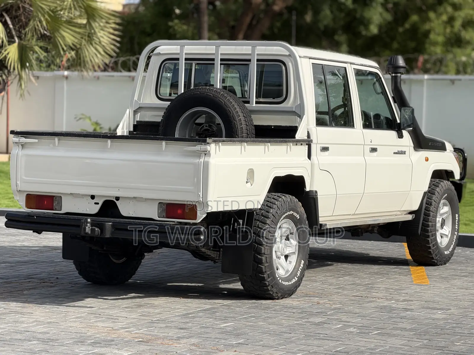Toyota Land Cruiser 79 Series 2024 White
