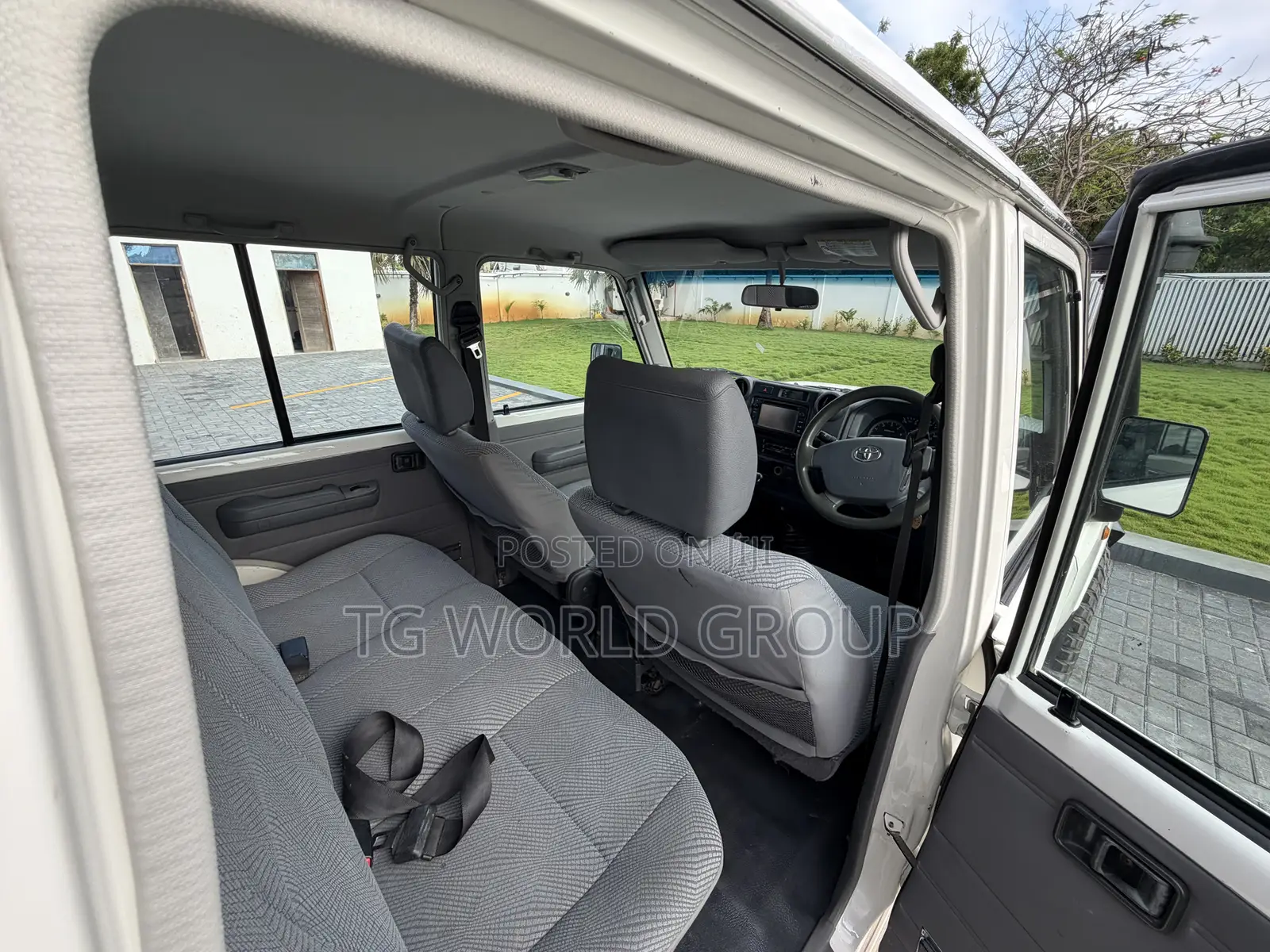 Toyota Land Cruiser 79 Series 2024 White