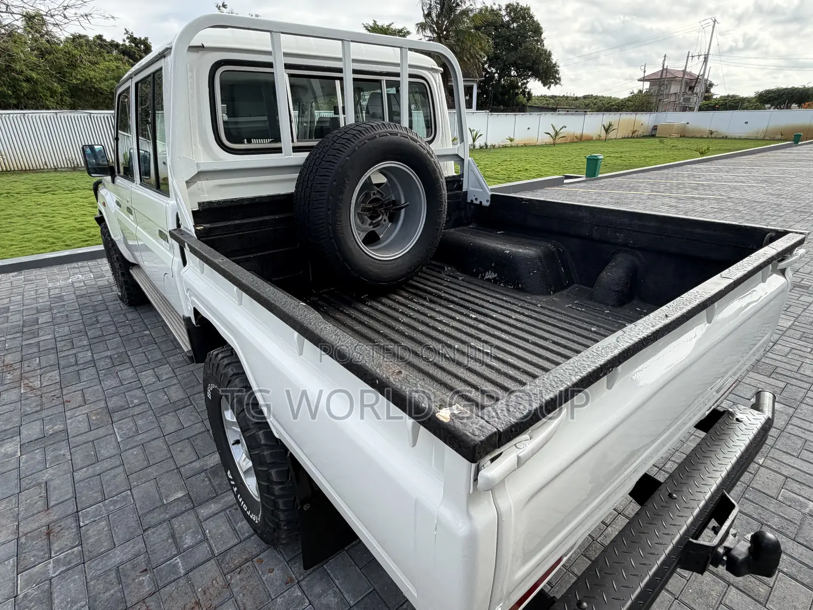 Toyota Land Cruiser 79 Series 2024 White