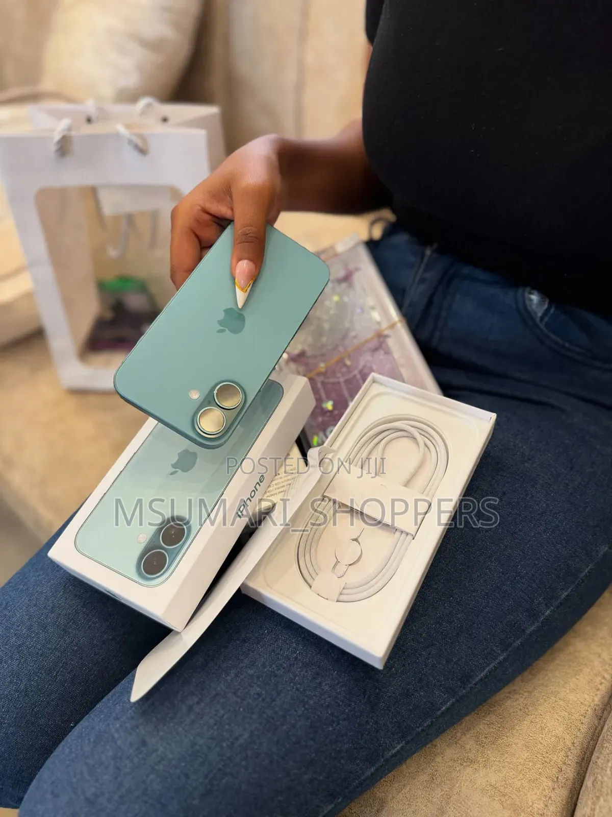 New Apple iPhone 16 256 GB