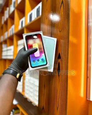 New Apple iPhone 11 128 GB Green