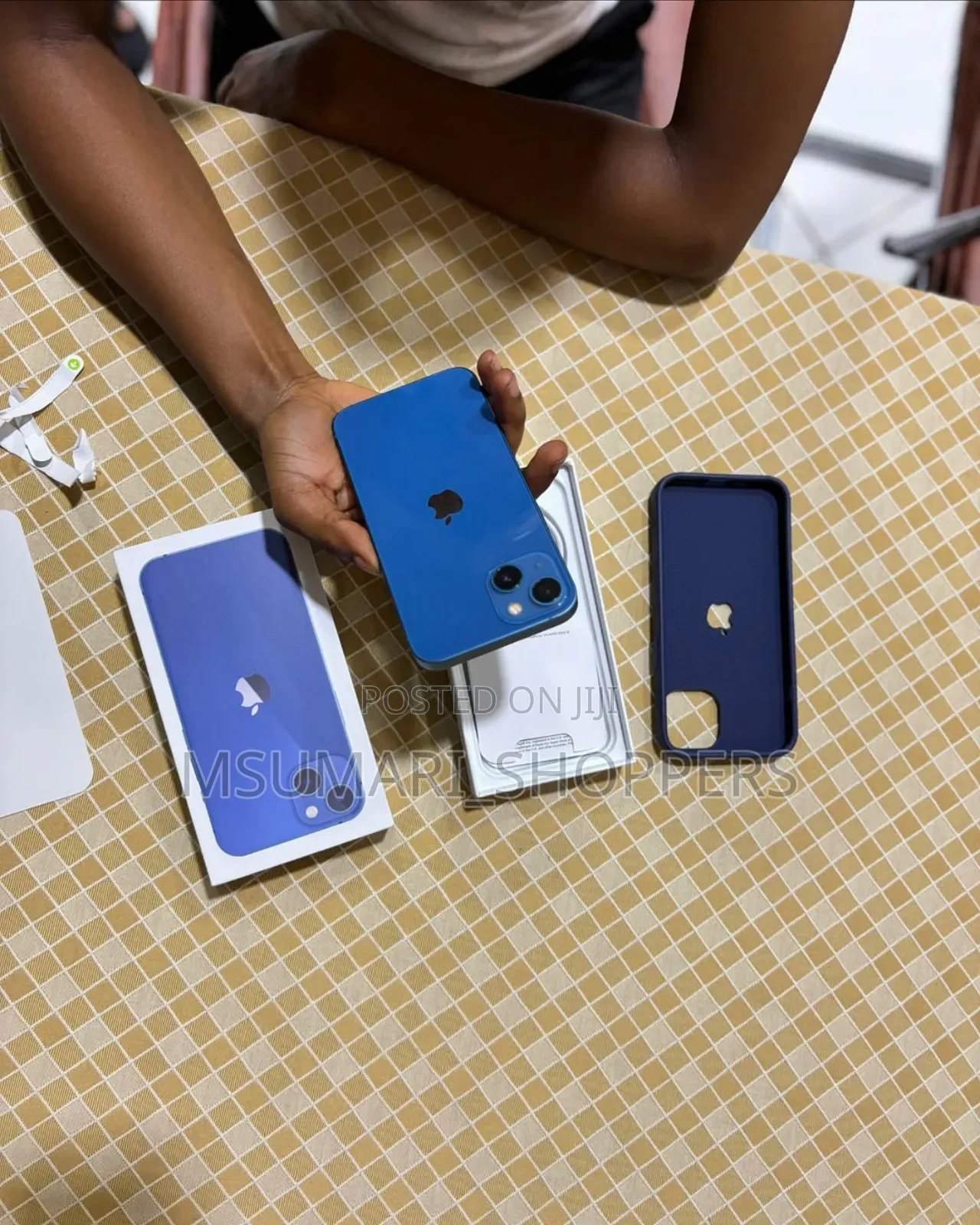 New Apple iPhone 13 128 GB Blue
